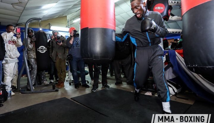 Terence Crawford mediaday heavybag 720x477