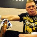 070516 UFC Brock Lesnar Glove.vadapt.664.high.76