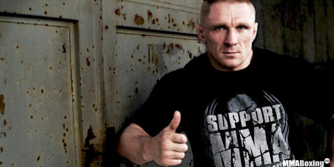 Dennis Siver MMA fighter